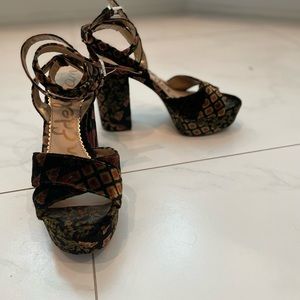 Sam Edelman Mara Floral Heels